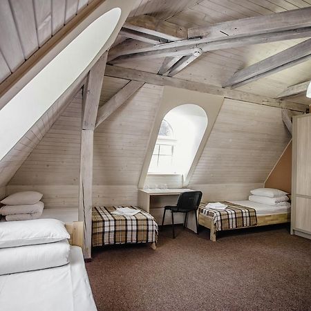 Guest House "Arkhistratyg" Λβιβ Εξωτερικό φωτογραφία