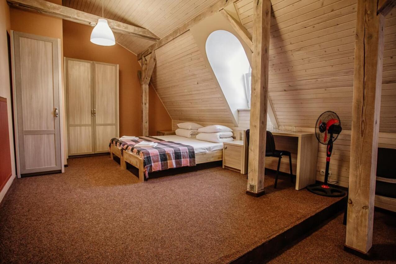 Guest House "Arkhistratyg" Λβιβ Εξωτερικό φωτογραφία