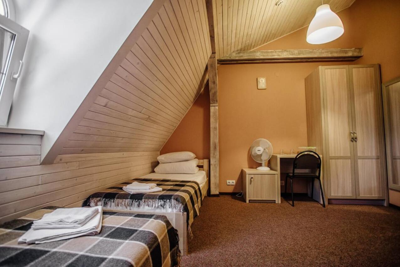 Guest House "Arkhistratyg" Λβιβ Εξωτερικό φωτογραφία