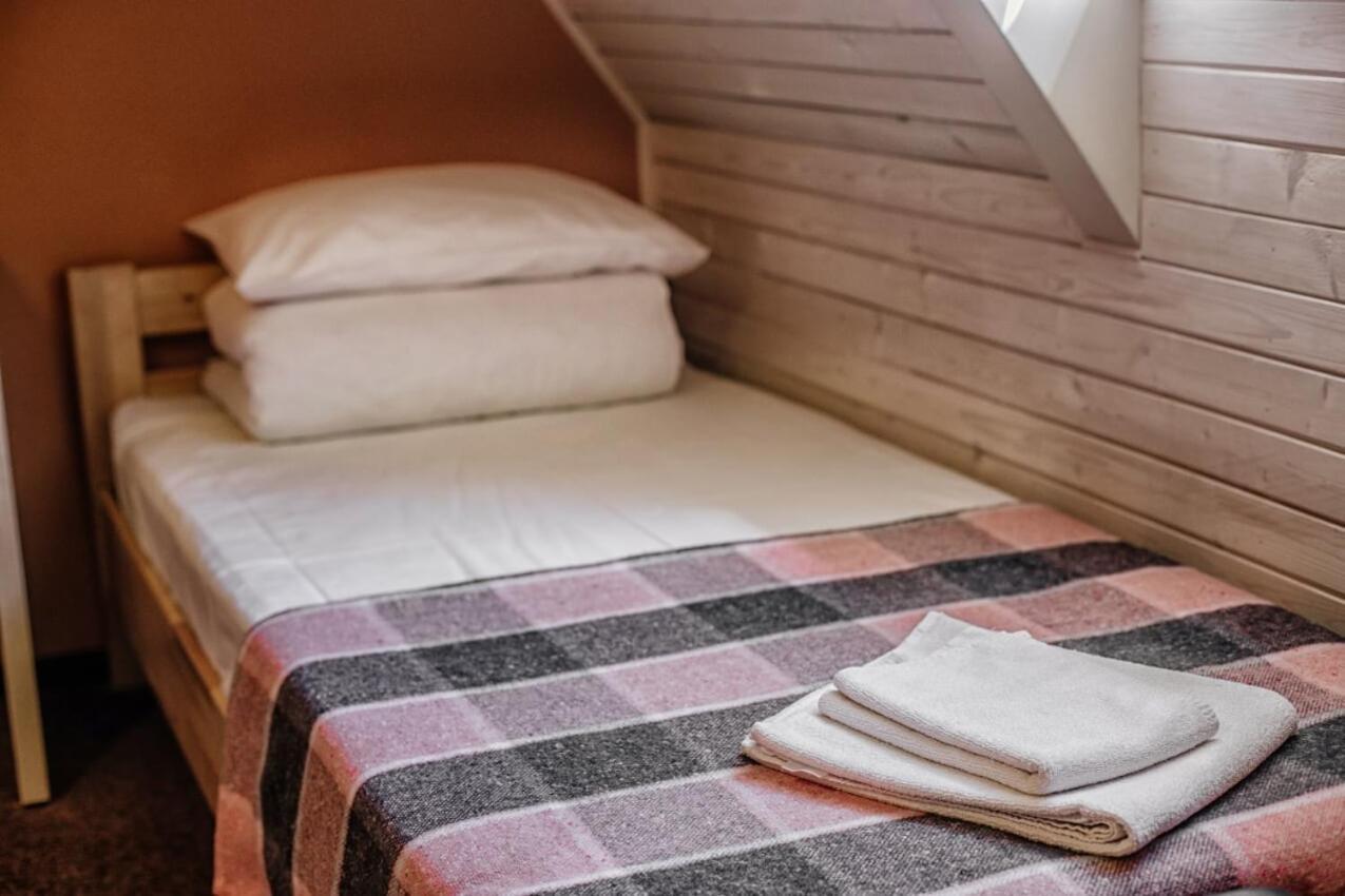 Guest House "Arkhistratyg" Λβιβ Εξωτερικό φωτογραφία