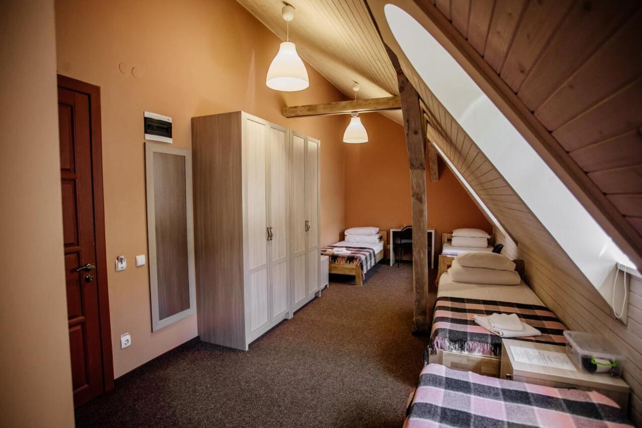 Guest House "Arkhistratyg" Λβιβ Εξωτερικό φωτογραφία