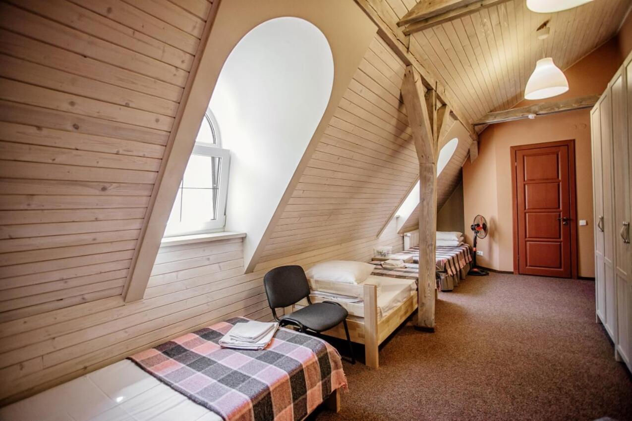 Guest House "Arkhistratyg" Λβιβ Εξωτερικό φωτογραφία