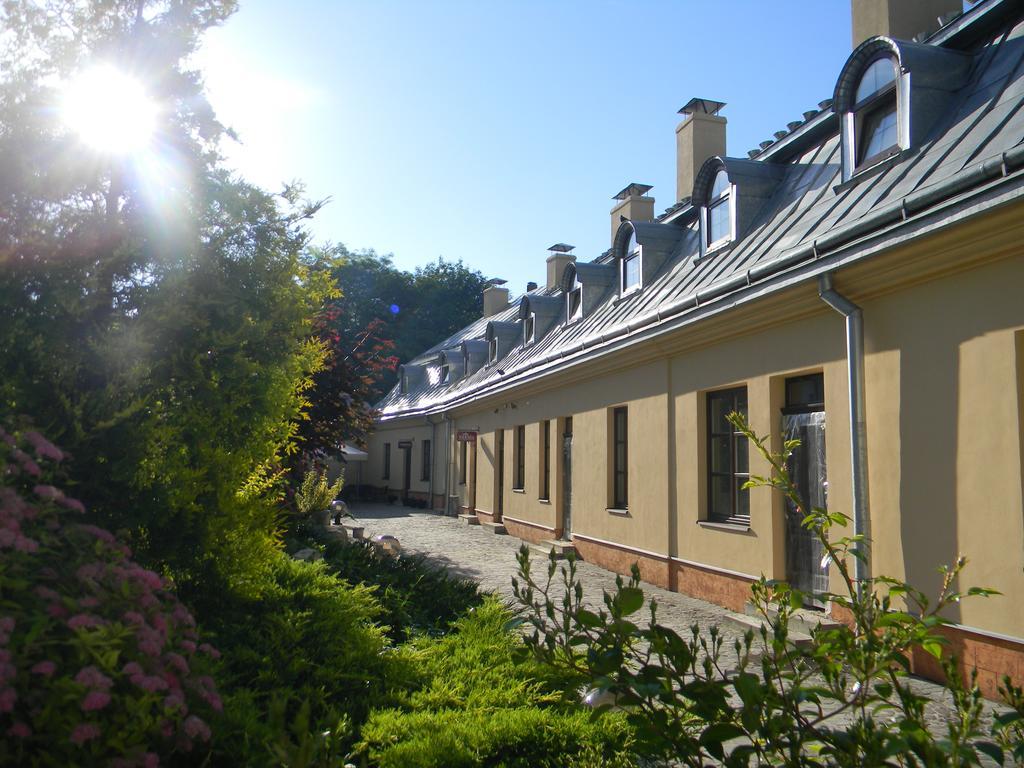 Guest House "Arkhistratyg" Λβιβ Εξωτερικό φωτογραφία