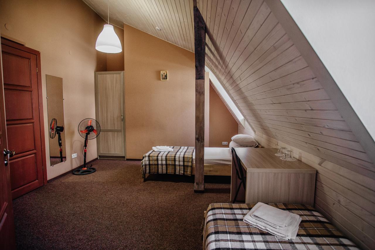 Guest House "Arkhistratyg" Λβιβ Εξωτερικό φωτογραφία