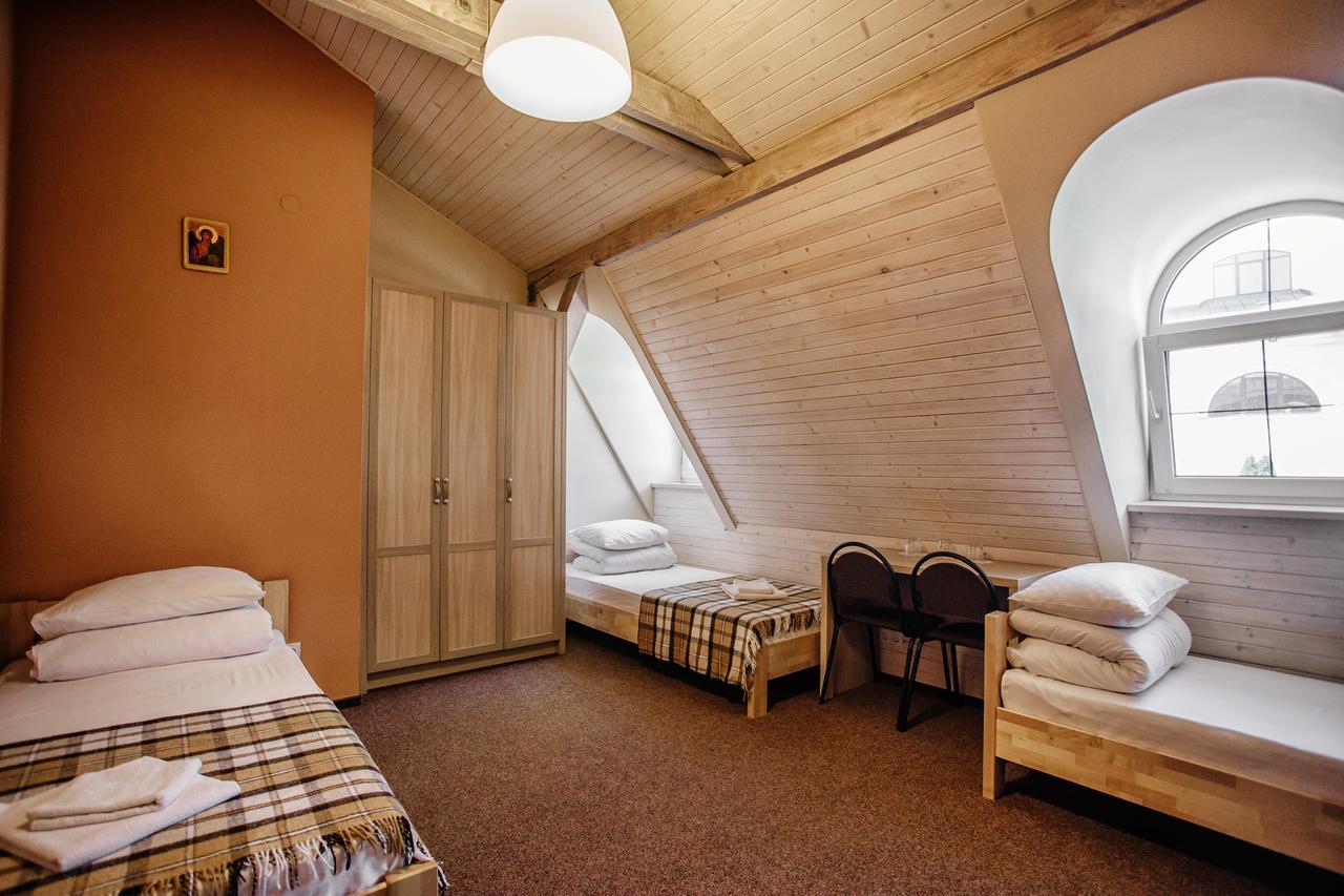 Guest House "Arkhistratyg" Λβιβ Εξωτερικό φωτογραφία