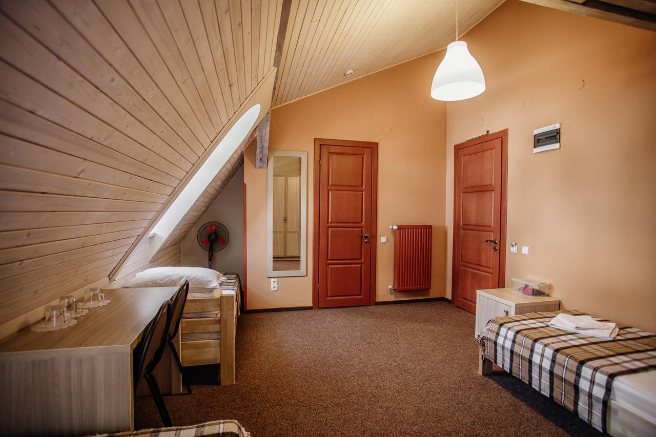 Guest House "Arkhistratyg" Λβιβ Εξωτερικό φωτογραφία